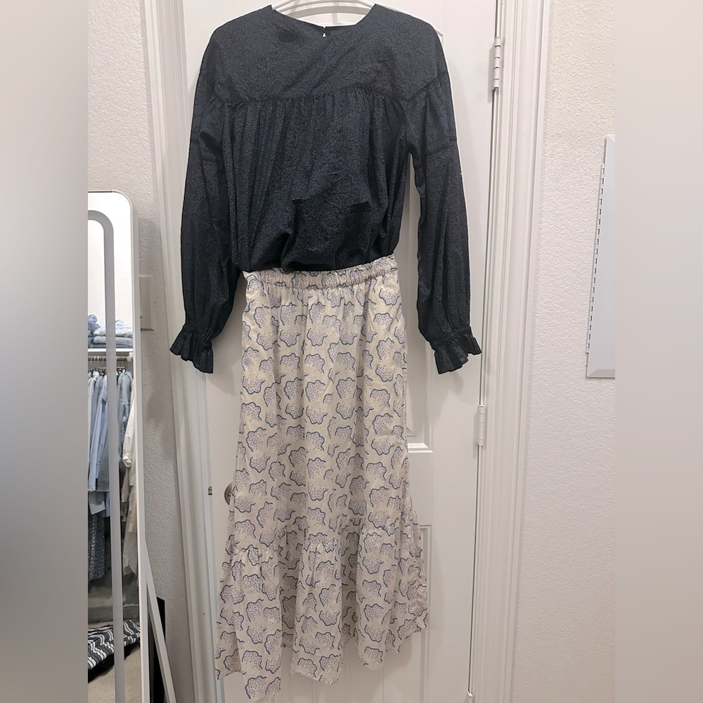 Anna Sui X Uniqlo shirt and skirt set